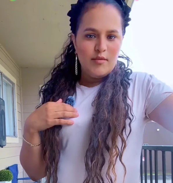 Cubana @miricubana1 explica en TikTok su decisión de autodeporte desde EEUU por no adaptarse.
