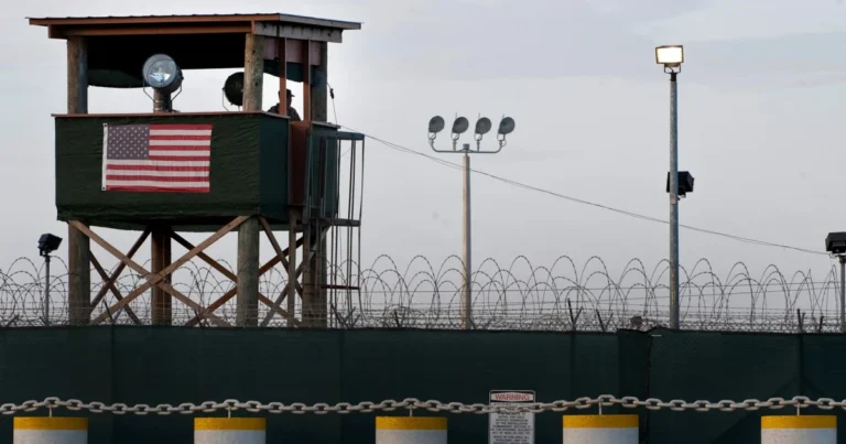 Base Naval de Guantánamo, donde migrantes con parole humanitario como Rodolfo López Jarquín han sido recluidos.