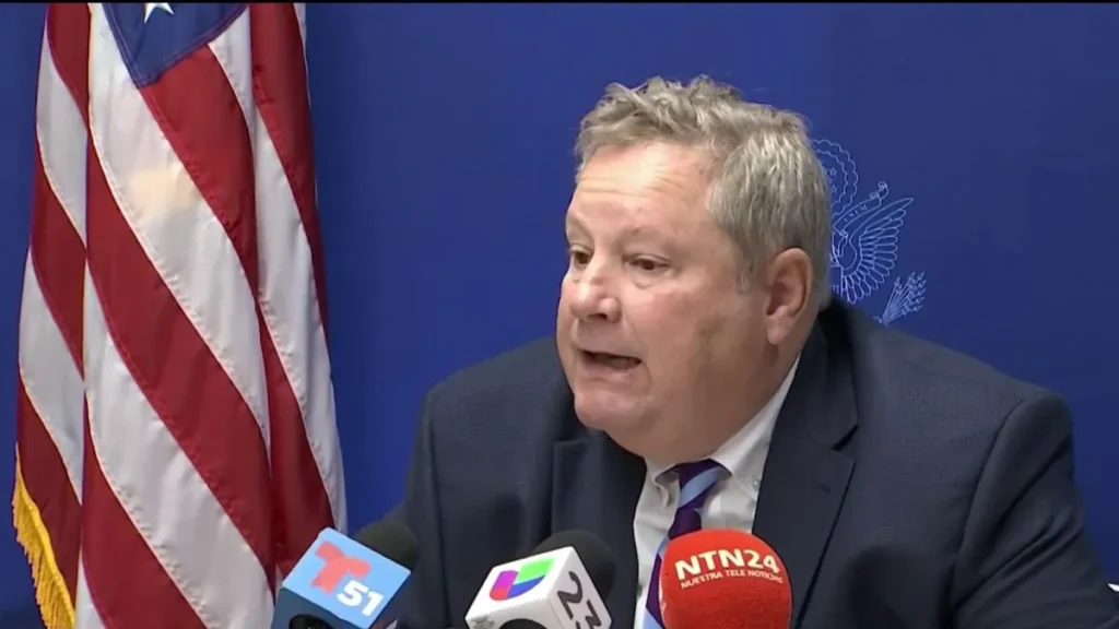 Mike Hammer, jefe de la misión diplomática de EE.UU. en Cuba, en medio de una campaña de descrédito por parte del régimen cubano.
