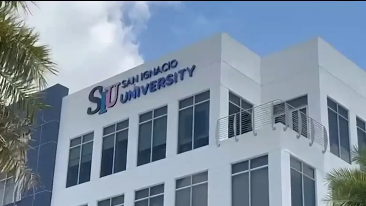 Estudiantes internacionales preocupados por la suspensión de visas estudiantiles en EEUU y la revisión de redes sociales.