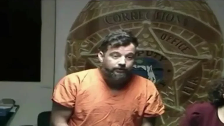 Zachary Pérez, acusado de abuso infantil en Miami, somete a su hijastro con un collar de perro