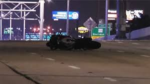 Vehículos de emergencia en la escena del accidente fatal en la I-95 Miami ocurrido la madrugada del jueves.