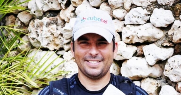 Luis Silva, conocido por Pánfilo en Vivir del Cuento, reacciona conmovido a la crisis y apagones en Cuba.