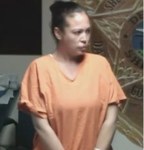 Coche de policía en Miami, simbolizando el arresto de la madre cubana tras el intento de secuestro de su hijo y la activación de una Alerta Amber.