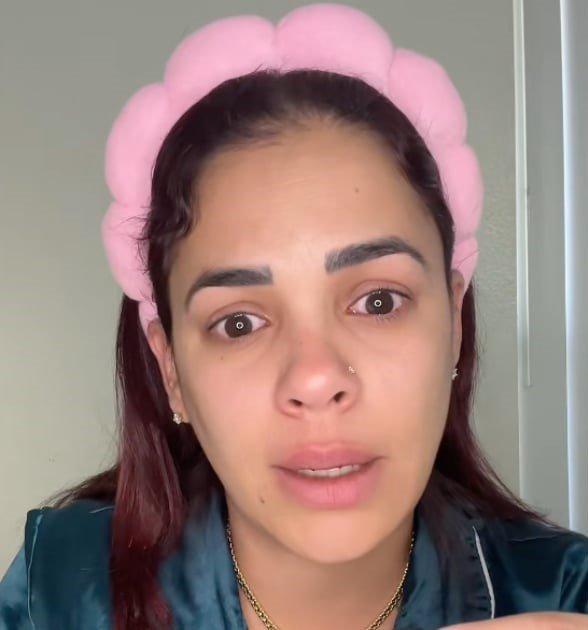 Captura de pantalla de la tiktoker cubana Yardenis Alfonso Marrero en su video donde busca apoyo para su residencia en Estados Unidos.