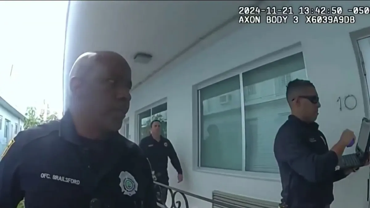 Zsolt Zsolyomi, sospechoso de asesinar a un anciano en Miami Beach, enfrenta nueva evidencia que incluye mensajes de texto.