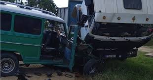 Jeep del Partido Comunista de Cuba (PCC) destrozado tras el fatal accidente en Santiago de Cuba.