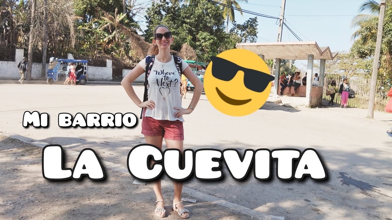 Video de TikTok de la usuaria @adri.vlog01 mostrando sus compras y los precios de los productos en la Feria de la Cuevita en La Habana, Cuba.