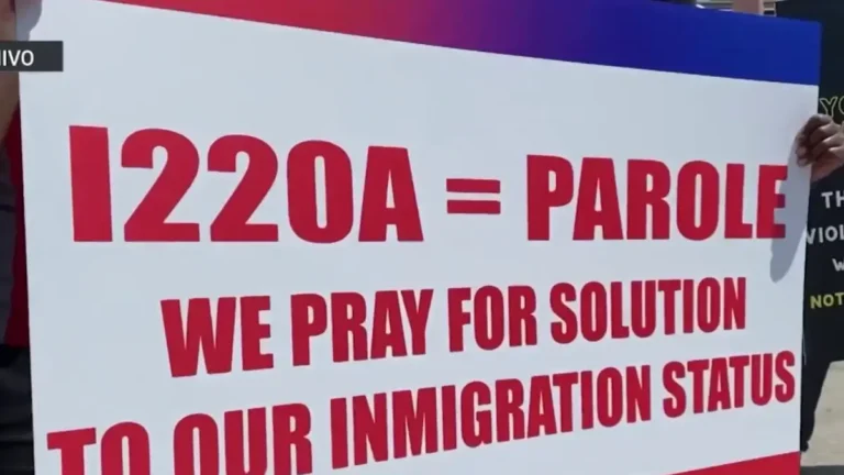 Crece la angustia, ICE arresta a cubanos con I-220A y aumenta el temor de deportaciones(video)