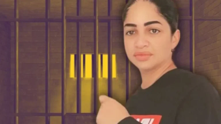 ‘El calor agobia, los mosquitos zumban, las preocupaciones enloquecen… ¡el silencio duele más que el hambre!´ Lara Crofs