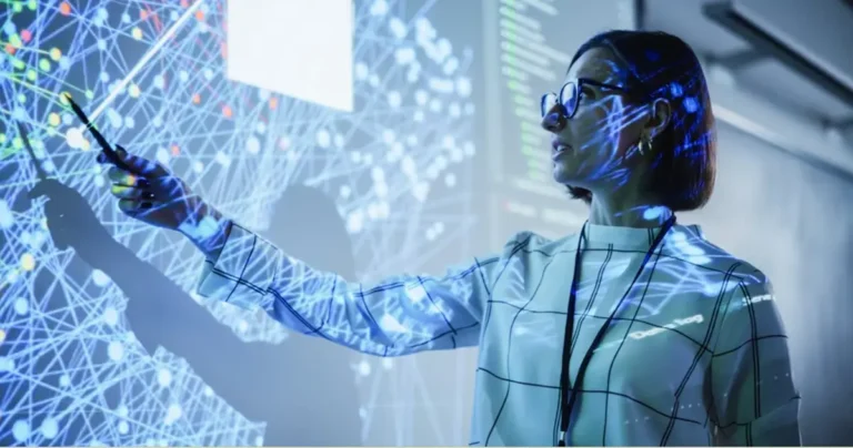 Exejecutivo de Google alerta: la inteligencia artificial transformará el empleo y el sentido del trabajo