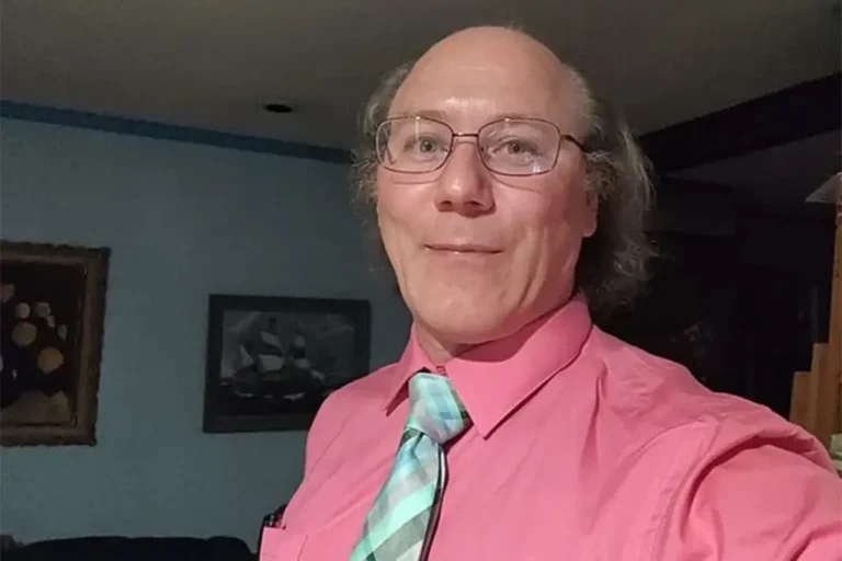 Dilema Ético del Cuidado Extremo – Hijo confiesa haber matado a sus padres