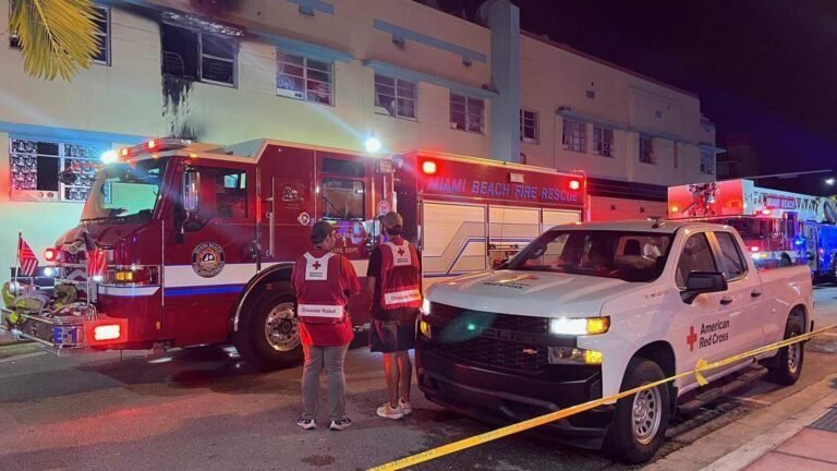 Incendio en hostal de Miami Beach deja a 98 personas desplazadas