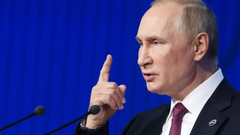 Putin advierte que Rusia responderá de inmediato a provocaciones