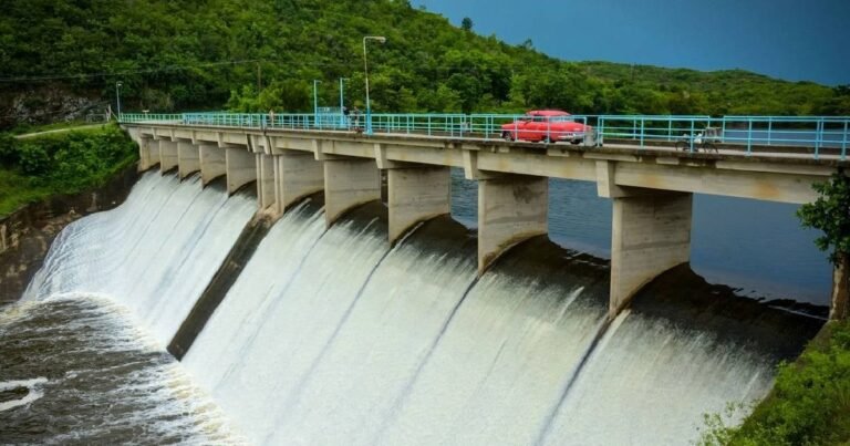 Embalses del Oriente Cubano en Máxima Vigilancia ante la Amenaza de Lluvias Extremas del Huracán Melissa