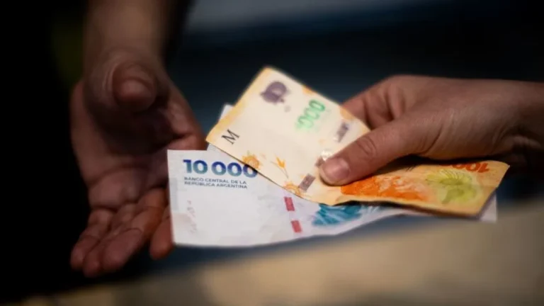 El Controversial Rescate de EE.UU. a Argentina: Un Salvavidas de US$20.000 Millones en Tiempos de Crisis