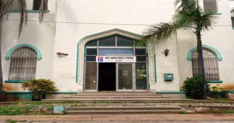 Indignación por agresión a directora y profesor de preuniversitario en La Habana