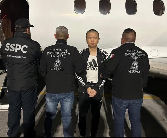 Cuba Extradita a México a ‘Brother Wang’, Capo Chino del Fentanilo Buscado por la DEA