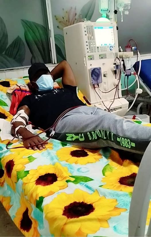 Paciente de Hemodiálisis Lleva Años Esperando un Trasplante de Riñón en La Habana