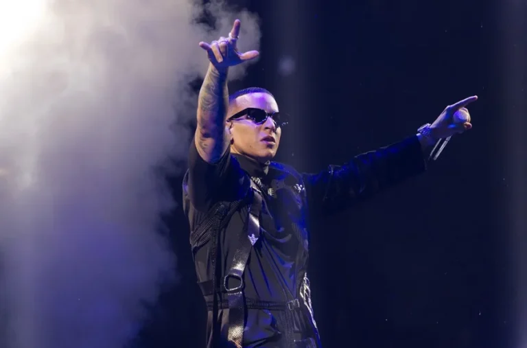 Daddy Yankee anuncia regreso en Premios Billboard 2025