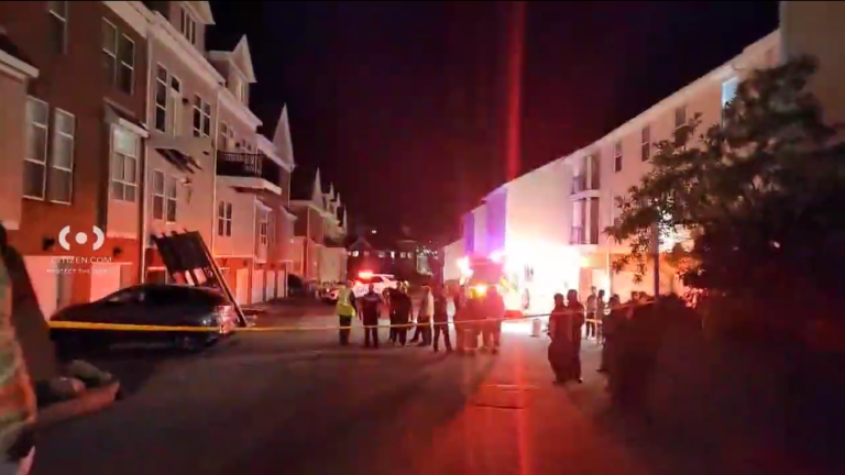 Diez Personas Hospitalizadas Tras el Colapso de un Balcón Cerca de Universidad de Cincinnati