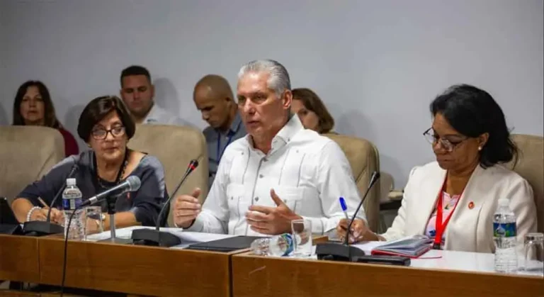 Cubanos responden a Díaz-Canel: «Abandonen el poder» tras llamado a poner orden en La Habana