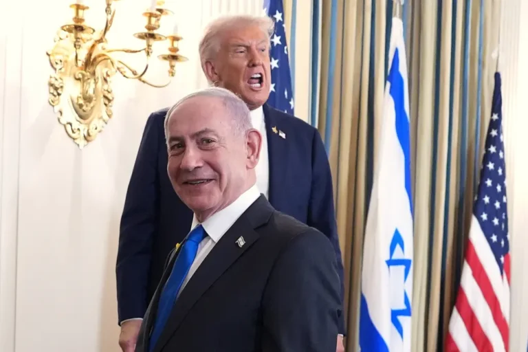 Trump Reprende a Netanyahu en una Tensa Llamada Tras Avances en el Plan de Paz para Gaza president-donald-trump-speaks-news-112426571
