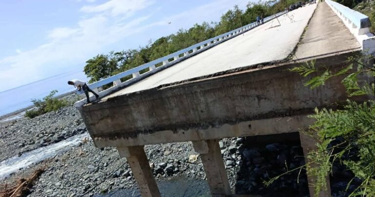 Comunidades de Santiago de Cuba permanecen aisladas cuatro días después del huracán Melissa