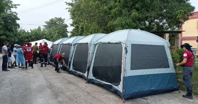 Polémica en Granma: Funcionaria afirma que hospital de campaña donado por la India no pertenece a la provincia