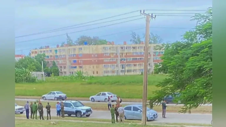 Explosión de artefacto bélico en Camagüey deja a un trabajador gravemente herido inslito-explota-una-granada-en-camagey-y-hiere-a-un-trabajador-de-reas-verdes-gre