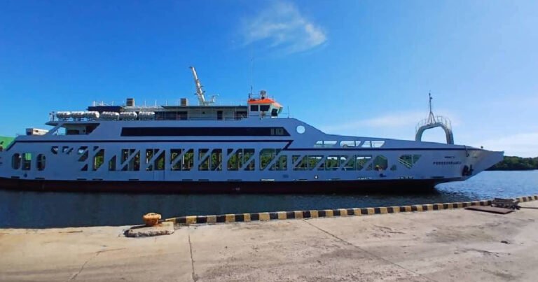 El ferry Perseverancia retoma su ruta vital tras una reparación de casi tres meses en La Habana