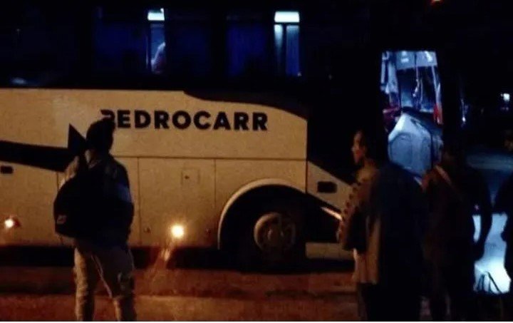 Ataque a ómnibus privado en Carretera Central: Vandalismo en ruta Las Tunas-Bayamo