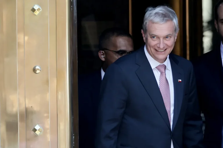 6d039839e4840278d9fd246740a6ad9c