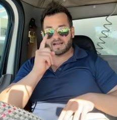 Un camionero cubano en EE.UU. narra su susto con ICE: «Si no llevas la tarjeta de residencia, te detienen»