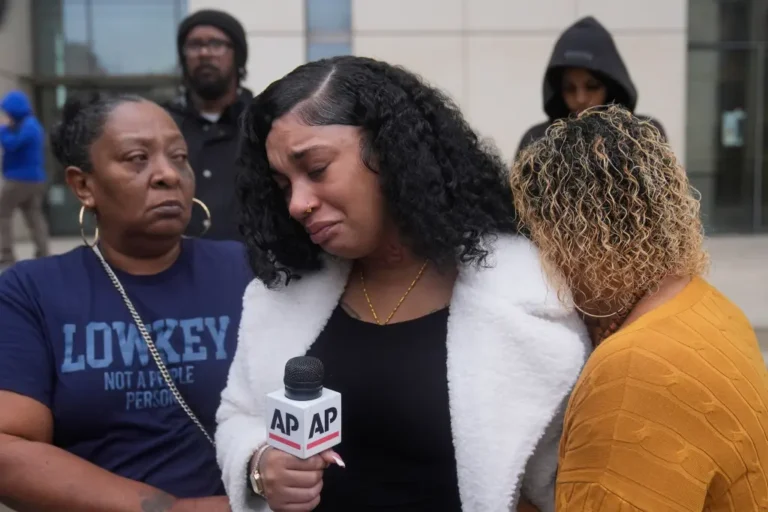 AP_California_Shooting_92393-eae77-0