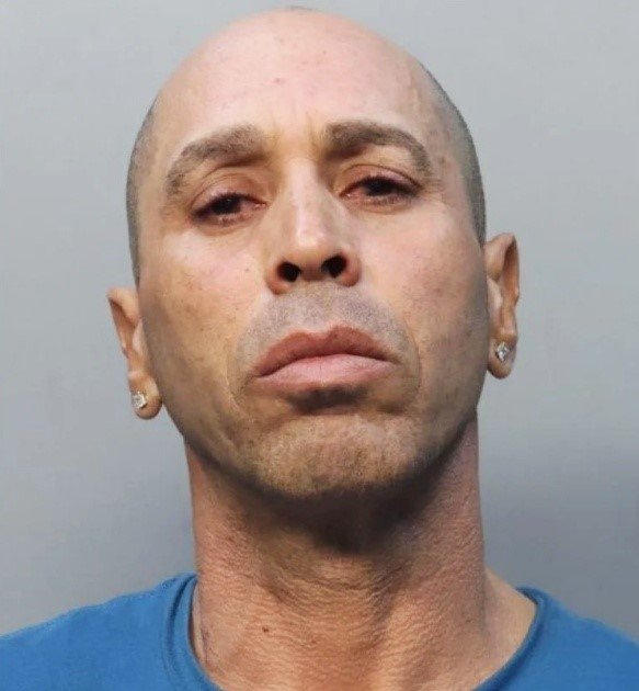 1767977313-arrestan-cubano-violenta-agresion-cunado-noroeste-miami-dade-sabe