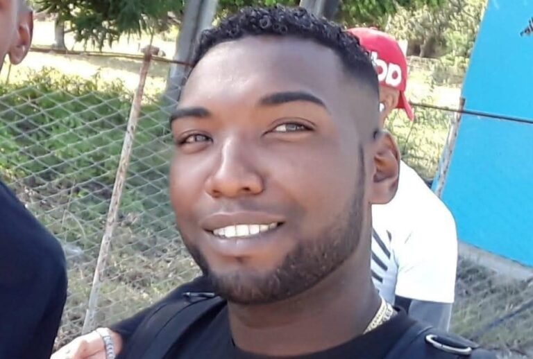 Brutal asesinato en fiesta: joven muere al recibir un disparo en la cabeza por tratar de calmar una pelea