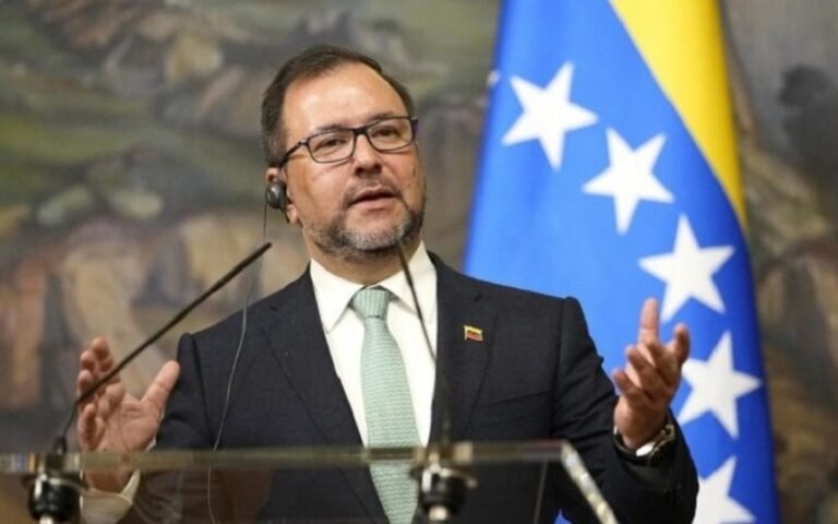 Canciller venezolano rechaza declaraciones del Papa: «Venezuela no es un Estado de narcotráfico»