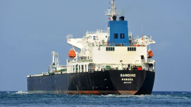 Un Buque en la Tormenta: Arriba el Tanquero ‘Sandino’ a Cuba en el Pico de la Crisis Energética