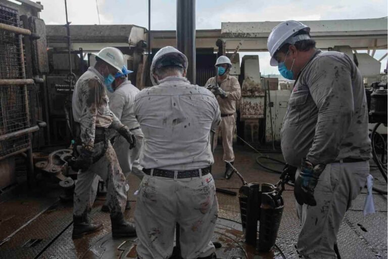 En Máxima Contención: Gobierno Cubano Ordena «Incrementar» la Producción Nacional de Crudo para Sostener Servicios Básicos