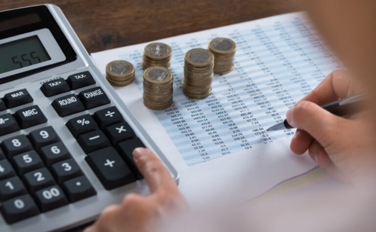 Denuncian que Empresa de Comunales en Buey Arriba carece de dirección y pagó una fortuna a un cuentapropista para hacer contabilidad de dos años