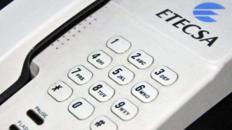 Denuncian corrupción en ETECSA: directivos venden servicios de telefonía fija en 60,000 pesos y los trasladan hasta tres veces