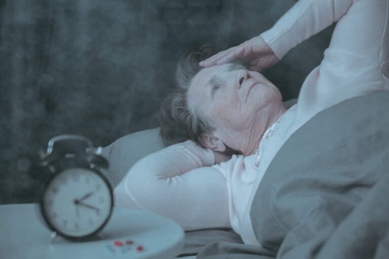 Señora de 72 años denuncia que vecino le impide dormir con planta eléctrica conectada al gas día y noche en Miramar