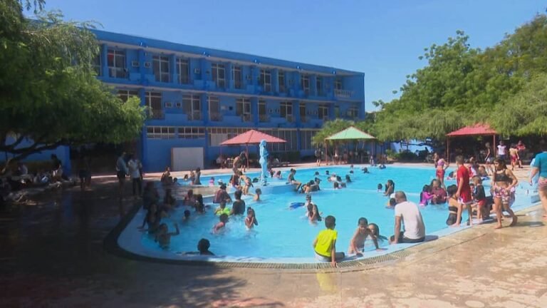 Denuncian prostíbulo en cabañas del hotel La Caleza y negocio de agua con piperos en Guisa