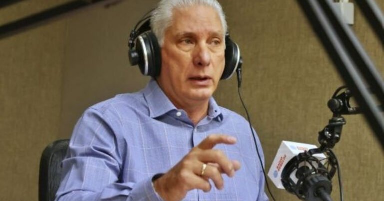 Díaz-Canel debuta como locutor y el pueblo le responde al aire: «Los salarios no dan para vivir»